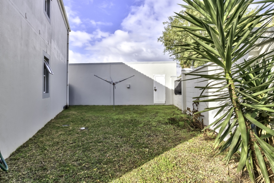 2 Bedroom Property for Sale in Parklands Western Cape